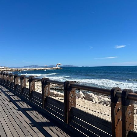 Studio Lumineux, Avec Vue Mer - Conciergerie Regnier - Apartman Sausset-les-Pins Kültér fotó